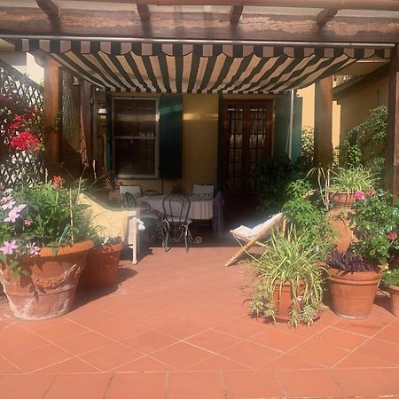 La Terrazza Da Ernestina Leilighet Lucca Eksteriør bilde
