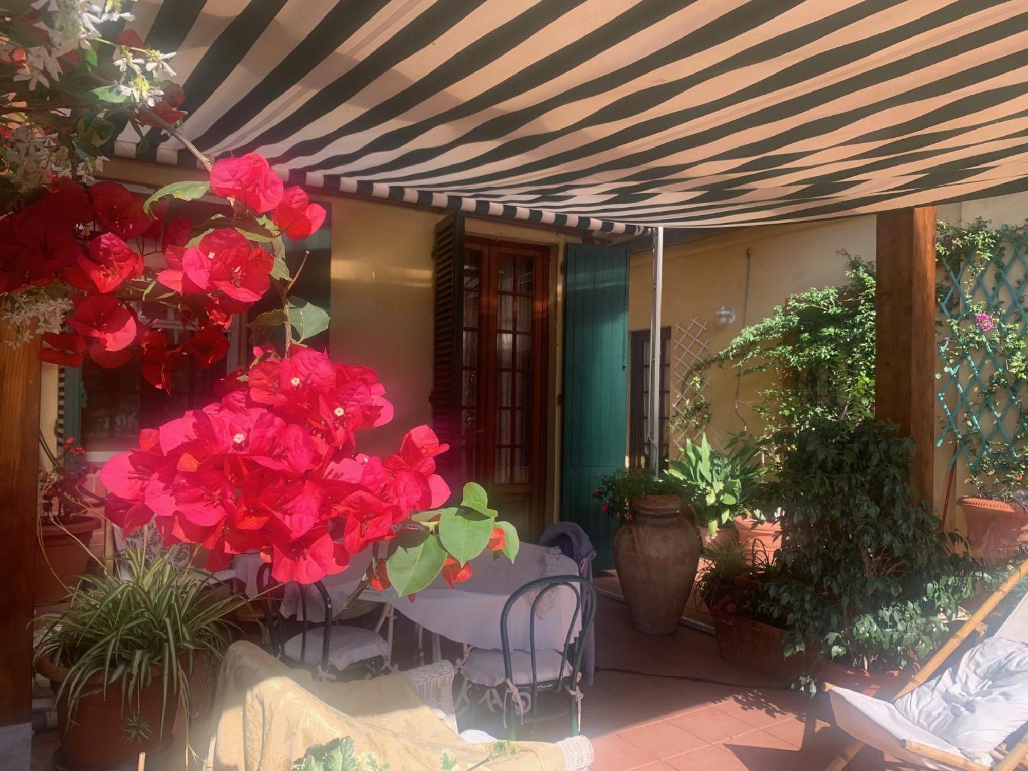 La Terrazza Da Ernestina Leilighet Lucca Eksteriør bilde