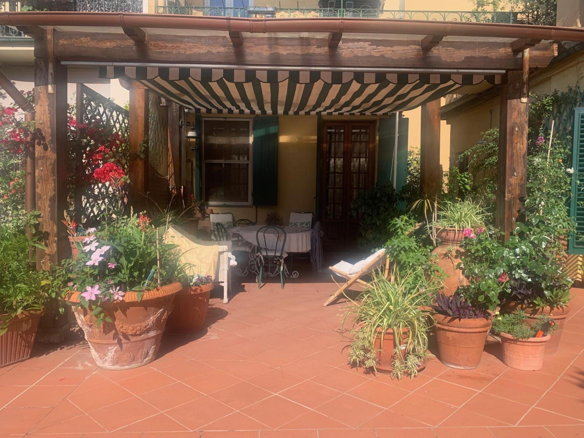 La Terrazza Da Ernestina Leilighet Lucca Eksteriør bilde